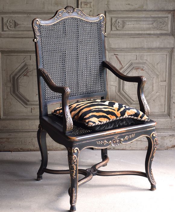 Antyczny francuski pałacowy fotel z rafią XIXw Napoleon III Boulle sklep internetowy z antykami online